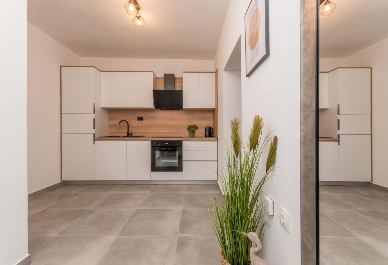Apartmani A&M Biograd Na Moru Zewnętrze zdjęcie
