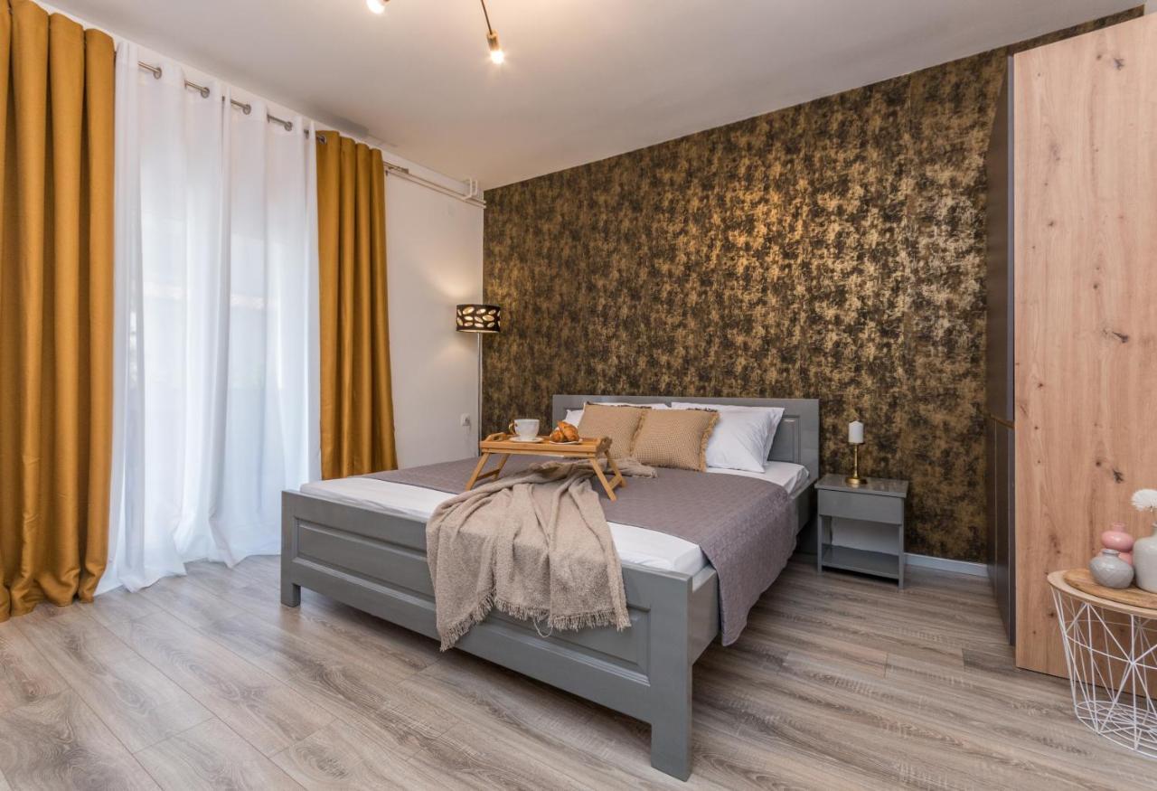 Apartmani A&M Biograd Na Moru Zewnętrze zdjęcie