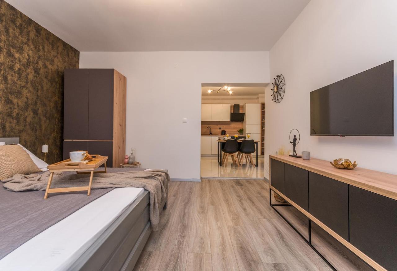 Apartmani A&M Biograd Na Moru Zewnętrze zdjęcie